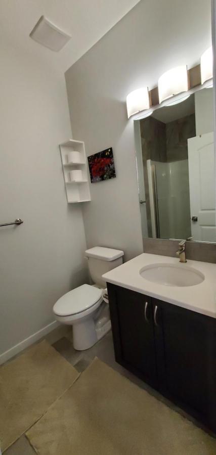 Delightful 1-Bedroom Private Suite In A New Home Κάλγκαρι Εξωτερικό φωτογραφία